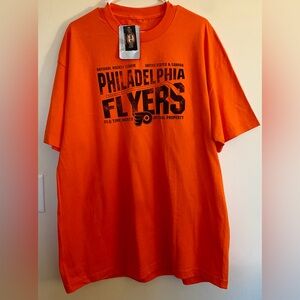 NWT Philadelphia Flyers Old Time Hockey T-Shirt – XL – Official NHL Licensed